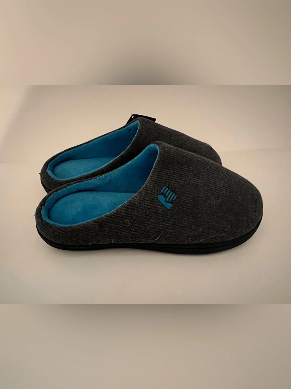 RockDove Men’s Gray Slip-On Comfort Loafers with Blue Lining